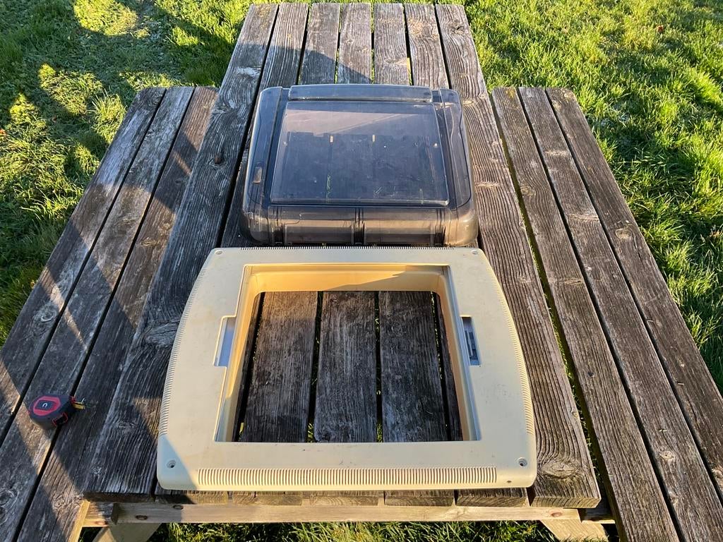 Caravan camper helder dakluik Remis 40x40 met schade, Ophalen of Verzenden, Gebruikt