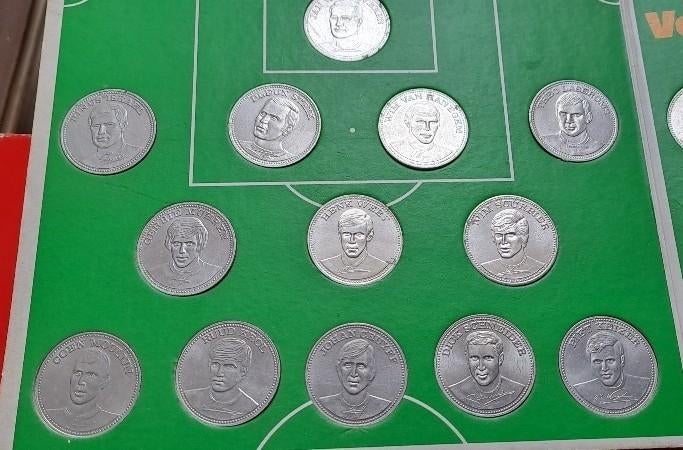 shell munten voetbal  1970, Verzamelen, Ophalen of Verzenden, Gebruikt, Overige binnenlandse clubs, Overige typen