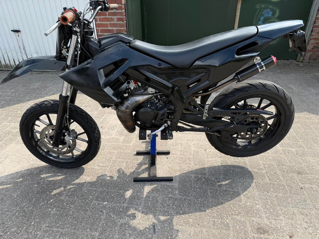8x Derbi in onderdelen alleen onderdelen los te koop, Frame, Derbi, DERBI, Derbi