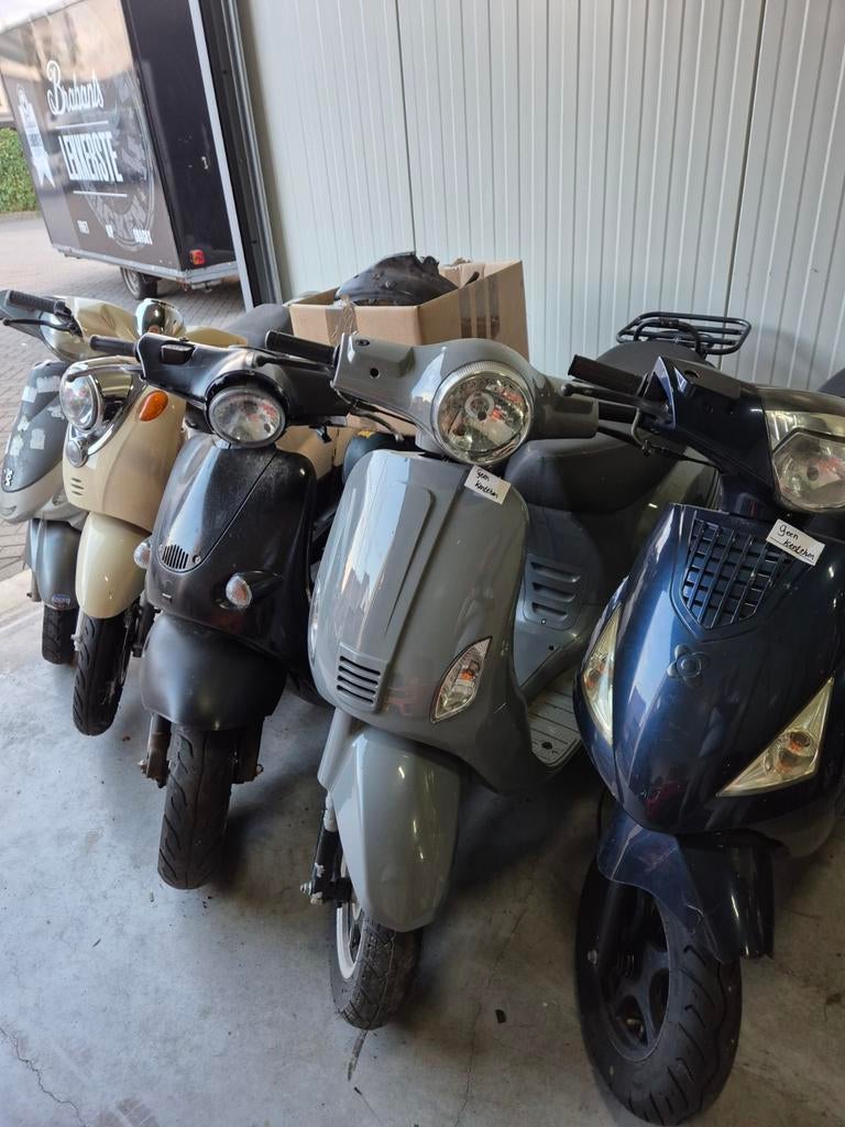 Diverse scooters. Loop of sloop   zie foto’s., Fietsen en Brommers, Gebruikt, Prudon, Benzine, Ophalen
