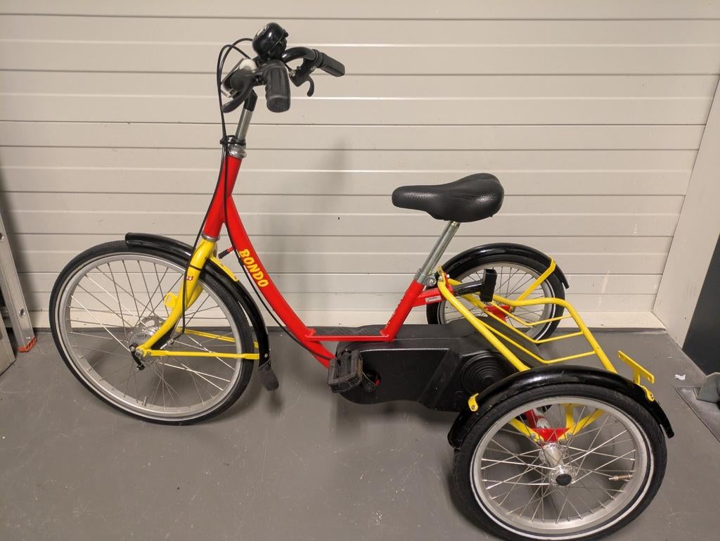 Verschillende maten driewieler fietsen, kinderen en volw., Ophalen, Zo goed als nieuw, Sunny Bondo