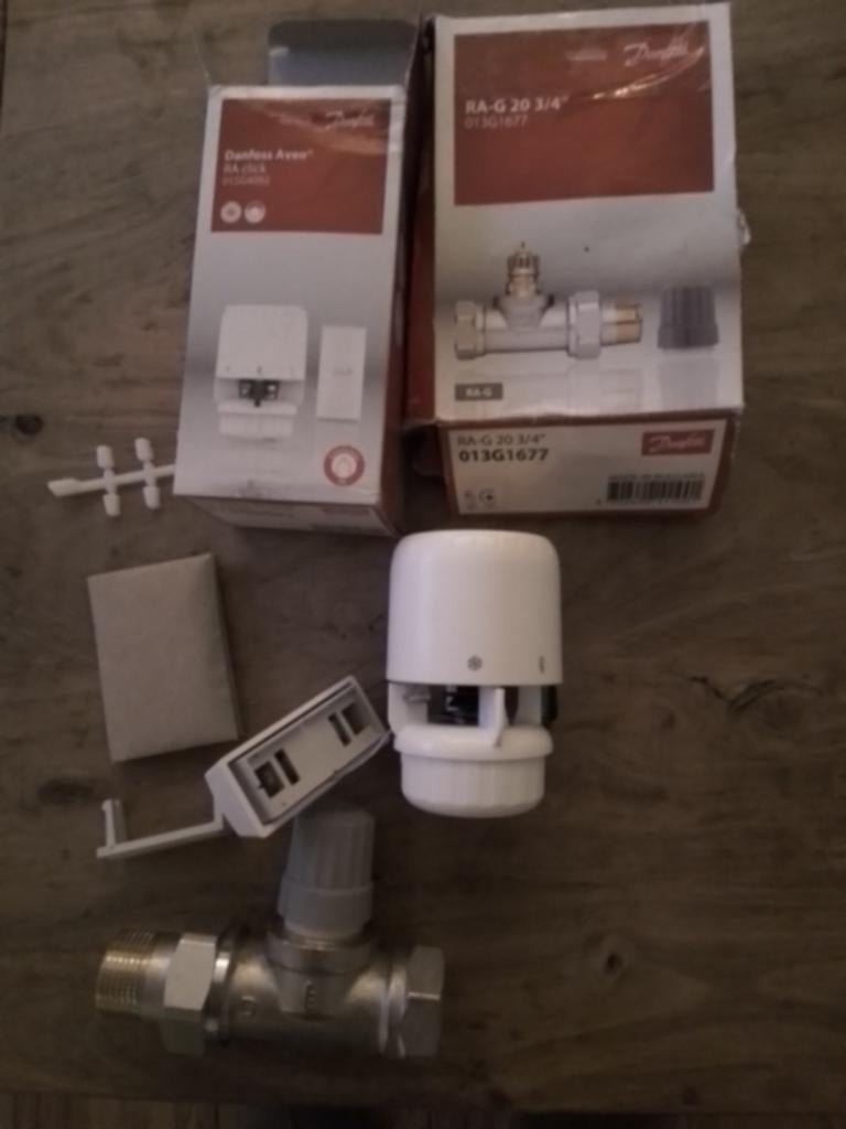 3x Danfoss thermostatische radiatorkraan 3/4"+radiatorknop, Ophalen of Verzenden, Nieuw