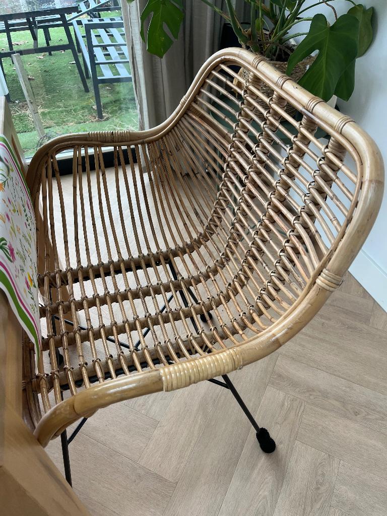 4 rotan eetkamer stoelen, Ophalen, Gebruikt, Bruin, Riet of Rotan