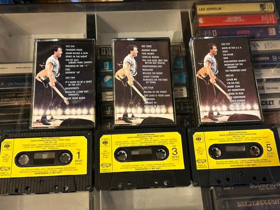 Bruce Springsteen & E-Street Band LIVE 1975 - 1985 [3 tapes], Ophalen of Verzenden, Zo goed als nieuw, Pop, 1 bandje