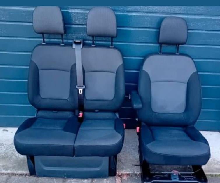 Opel  vivaro Renault trafic bank en stoel 450, Ophalen