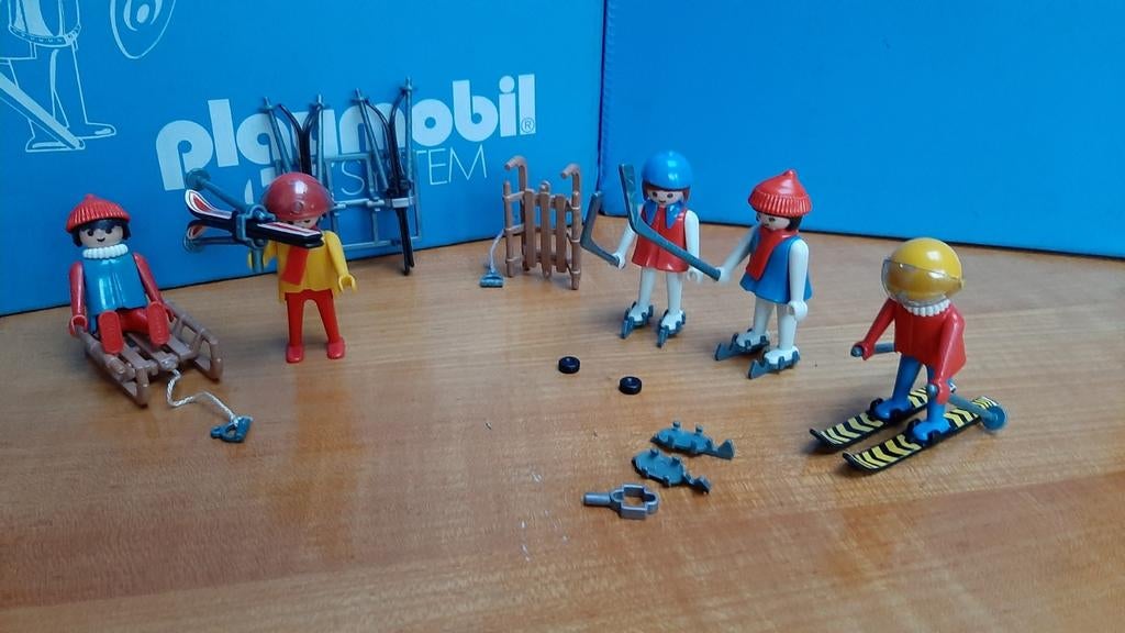 Wintersport winterpret 3571 zeldzaam ski schaatsen ijshockey, Ophalen of Verzenden, Zo goed als nieuw, Complete set