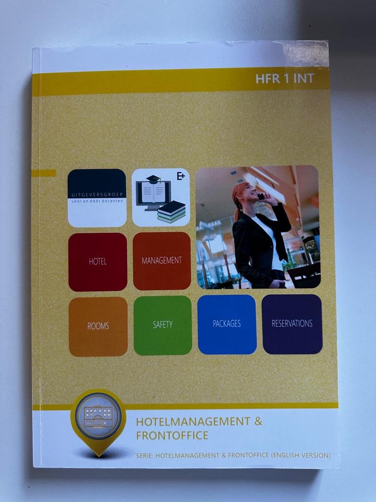 Hotel Management & Front Office, Ophalen, Zo goed als nieuw, Management