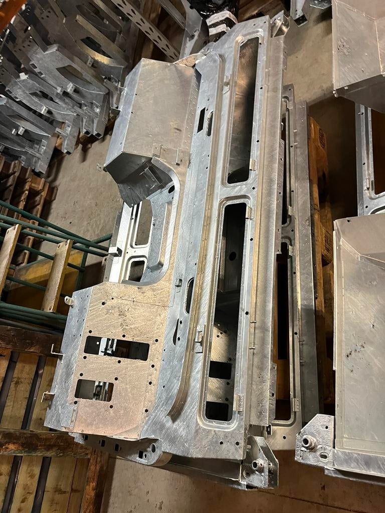 Land Rover schutbord gegalvaniseerd , gloednieuw!, Auto-onderdelen, Land Rover, Achterklep, Voor, Nieuw