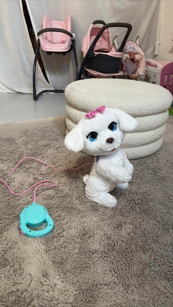 Fur Real hondje loopt en danst, Ophalen of Verzenden, Zo goed als nieuw