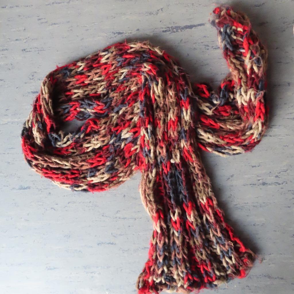 dikke lange warme sjaal blauw, rood, paars, wit grijs Pieces, Verzenden, Gedragen, Maat 42/44 (L), Sjaal