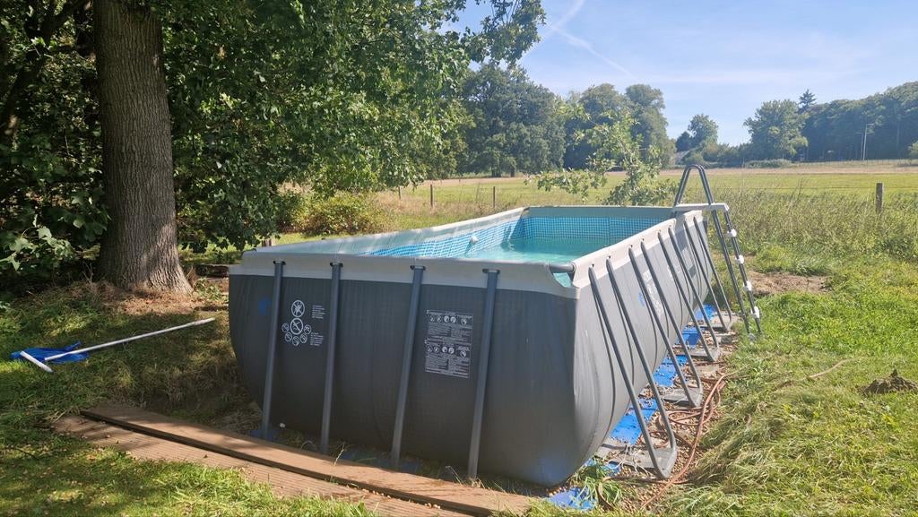 Intex Zwembad 274 x 549 x 132 met zandfilterpomp, Tuin en Terras, Zwembaden, Gebruikt, 200 tot 300 cm, Rechthoekig, Ophalen