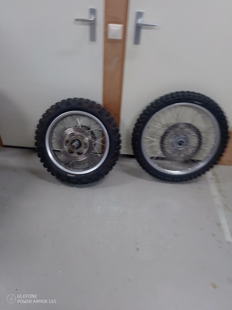 Bmw F 650 cs Banden velgen, Ophalen