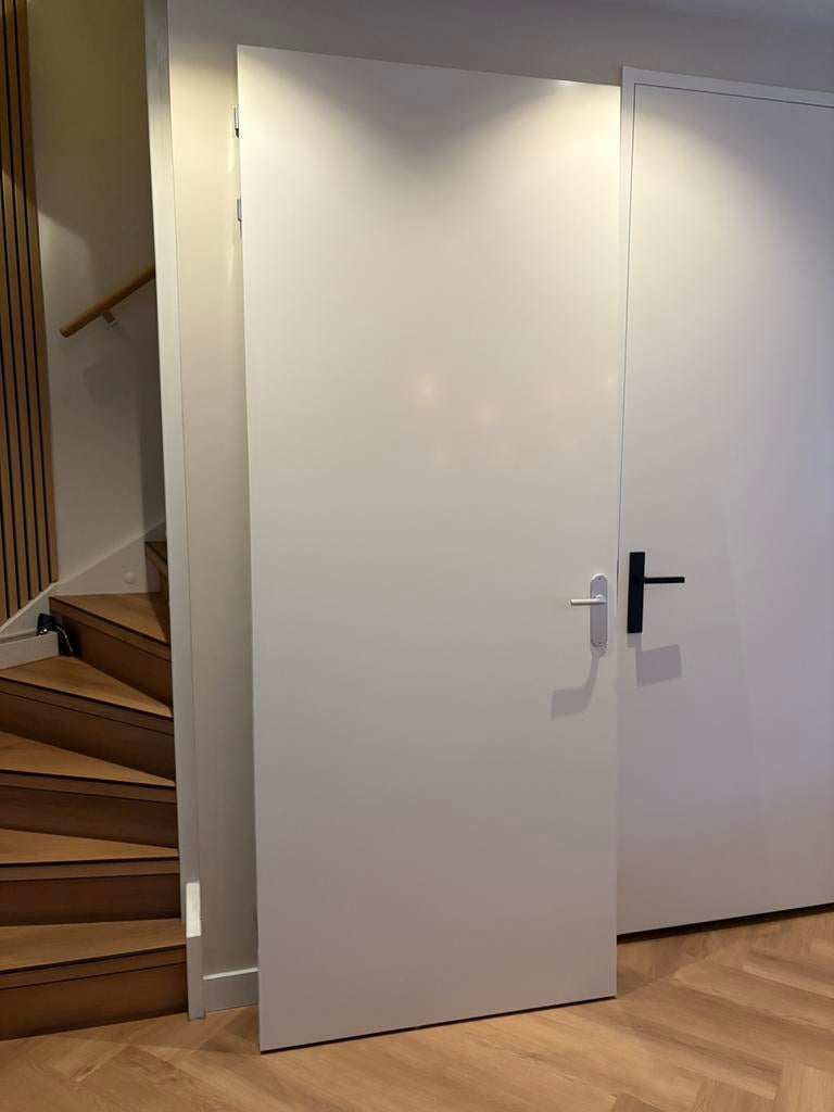 Binnendeur stomp wit glans, Ophalen of Verzenden, Zo goed als nieuw, Binnendeur, 215 cm of meer