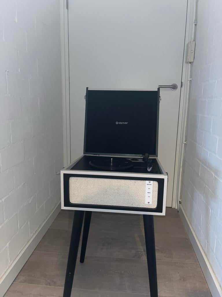 Denver VPL-150BT Platenspeler - Zo goed als nieuw, Ophalen of Verzenden, Zo goed als nieuw, Platenspeler, Overige merken