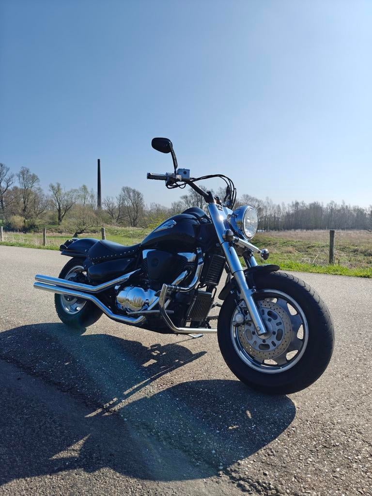 Suzuki intruder 1500, Cardan-aandrijving, 2 cilinders, 1500 cc, Particulier