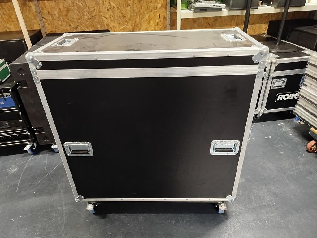 HD96-24 Flightcase, Muziek en Instrumenten, Behuizingen en Koffers, Ophalen, Gebruikt, Overige instrumenten, Flightcase