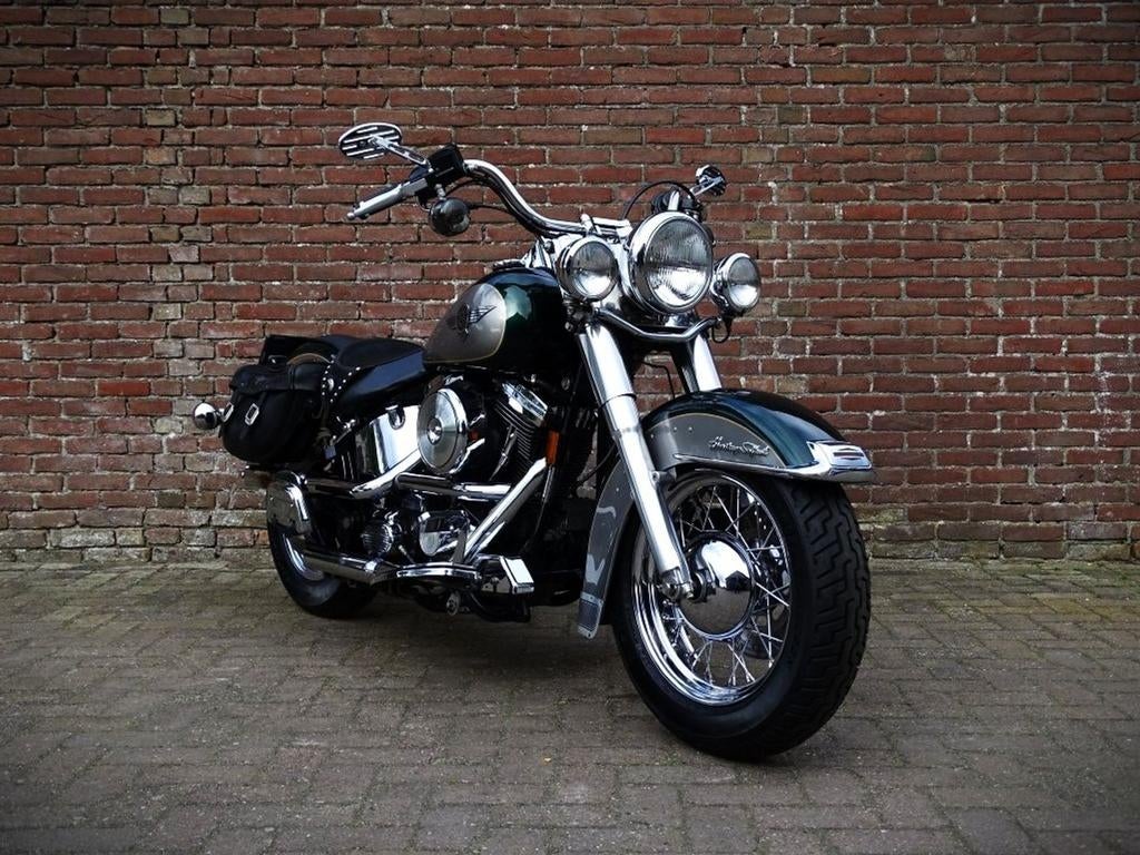 HARLEY-DAVIDSON FLSTN HERITAGE NOSTALGIA NL nwstaat!!!!, 2 cilinders, Chopper, Bedrijf, Info@
