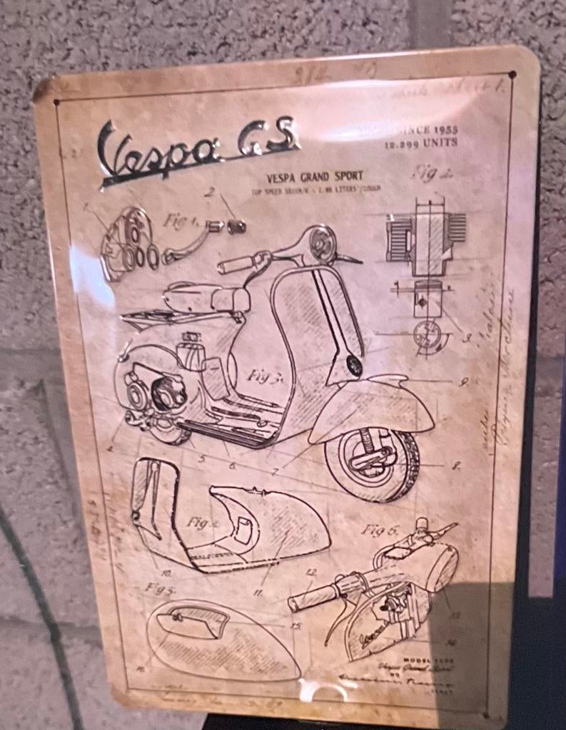 Vespa artikelen en gadgets…., Ophalen of Verzenden, Zo goed als nieuw, Benzine