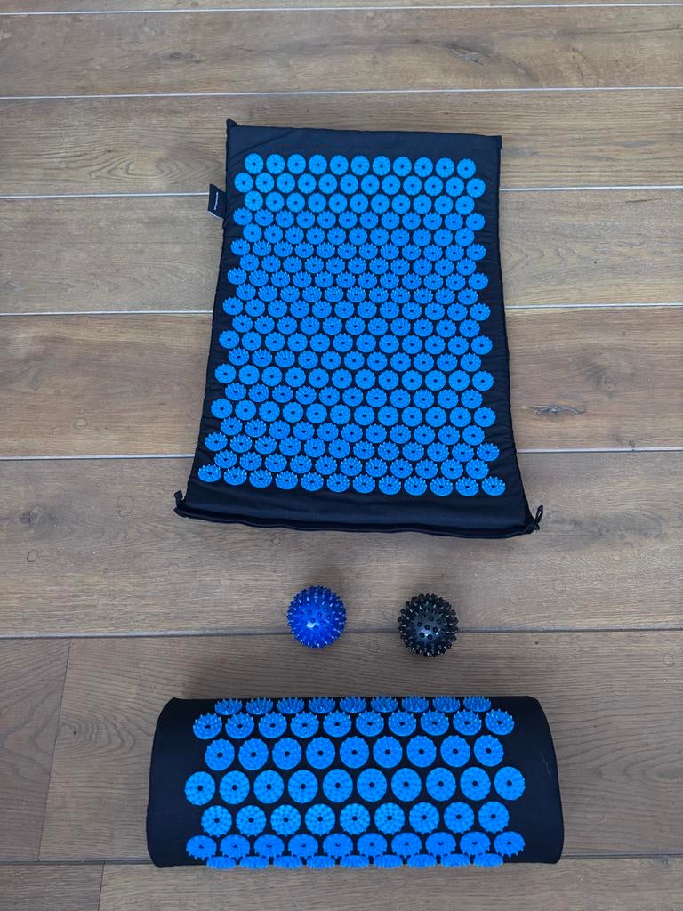 Spijkermat met kussen en ballen Lifegoods, Ophalen of Verzenden, Zo goed als nieuw, Rug, Overige typen
