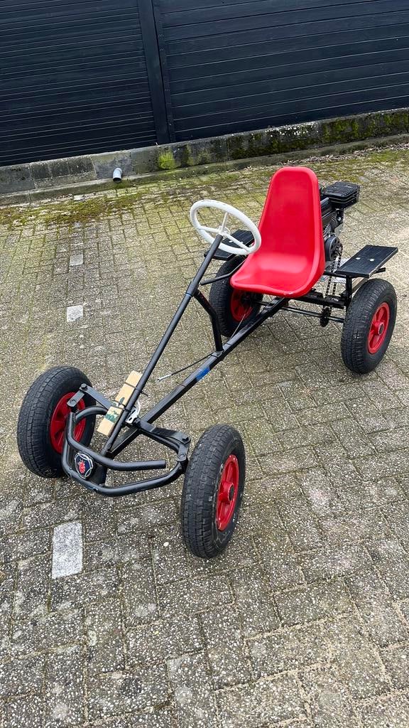 Berg sketer met motor blok 220cc, Ophalen, Gebruikt, Benzinemotor, 1800 rpm of meer