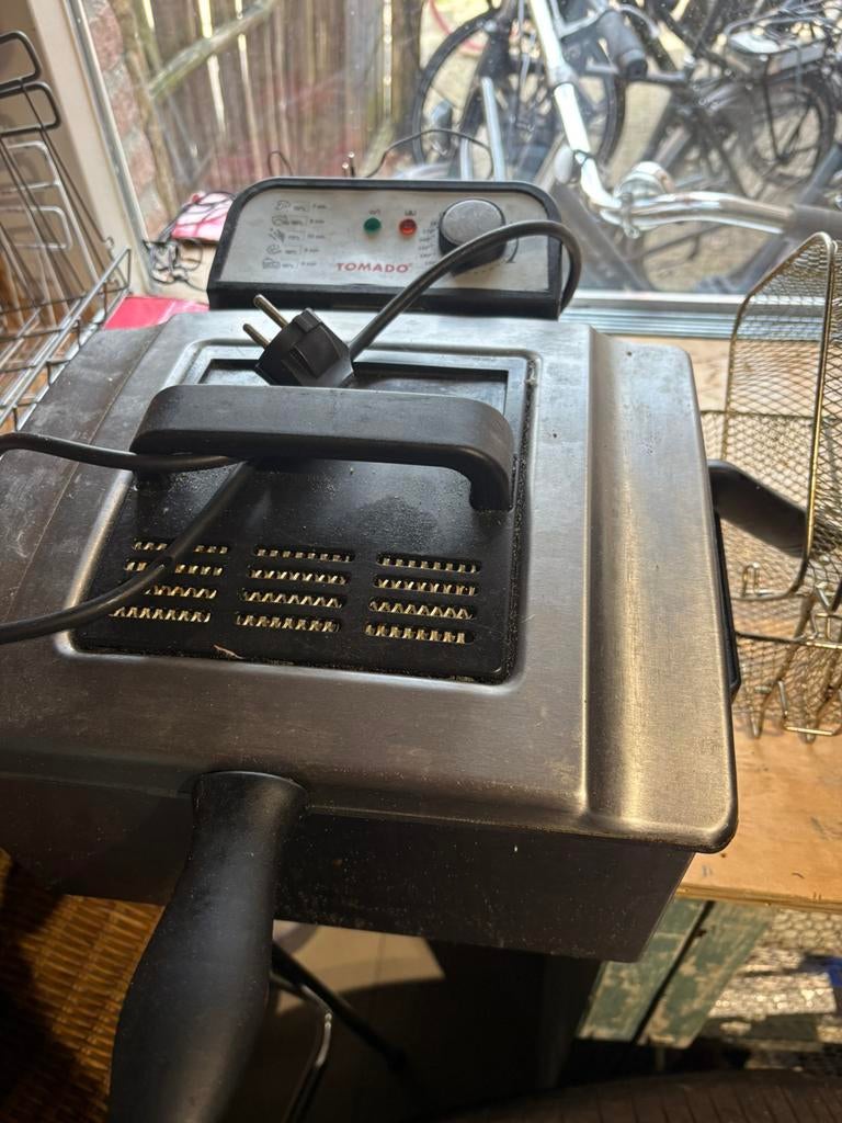 Frituurpan (gratis), Witgoed en Apparatuur, Frituurpannen, Ophalen, Gebruikt