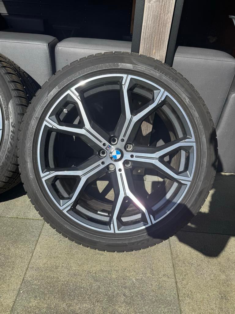 Originele BMW 21" winterbanden set voor X5/X6, Auto-onderdelen, Banden en Velgen, Ophalen, Gebruikt, 275 mm, Banden en Velgen