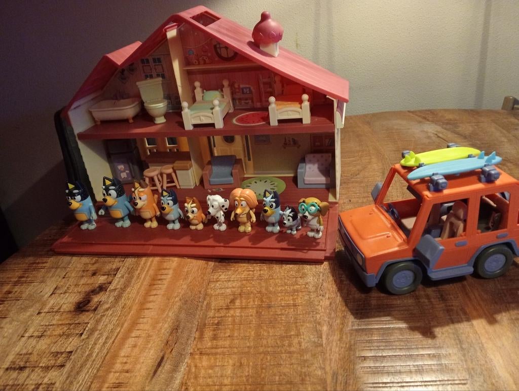 Bluey huis & auto, Ophalen, Zo goed als nieuw