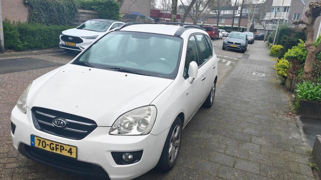 Kia Carens 2.0 Cvvt 5-ZIT 2008 Wit, Ophalen of Verzenden, Gebruikt, Kia