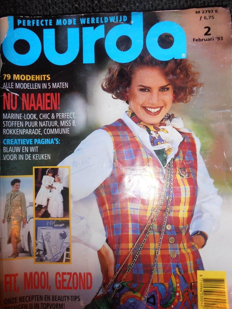 Burda februari 1993 met 79 patronen in 5 maten, Ophalen of Verzenden, Zo goed als nieuw, Vrouw, Burda