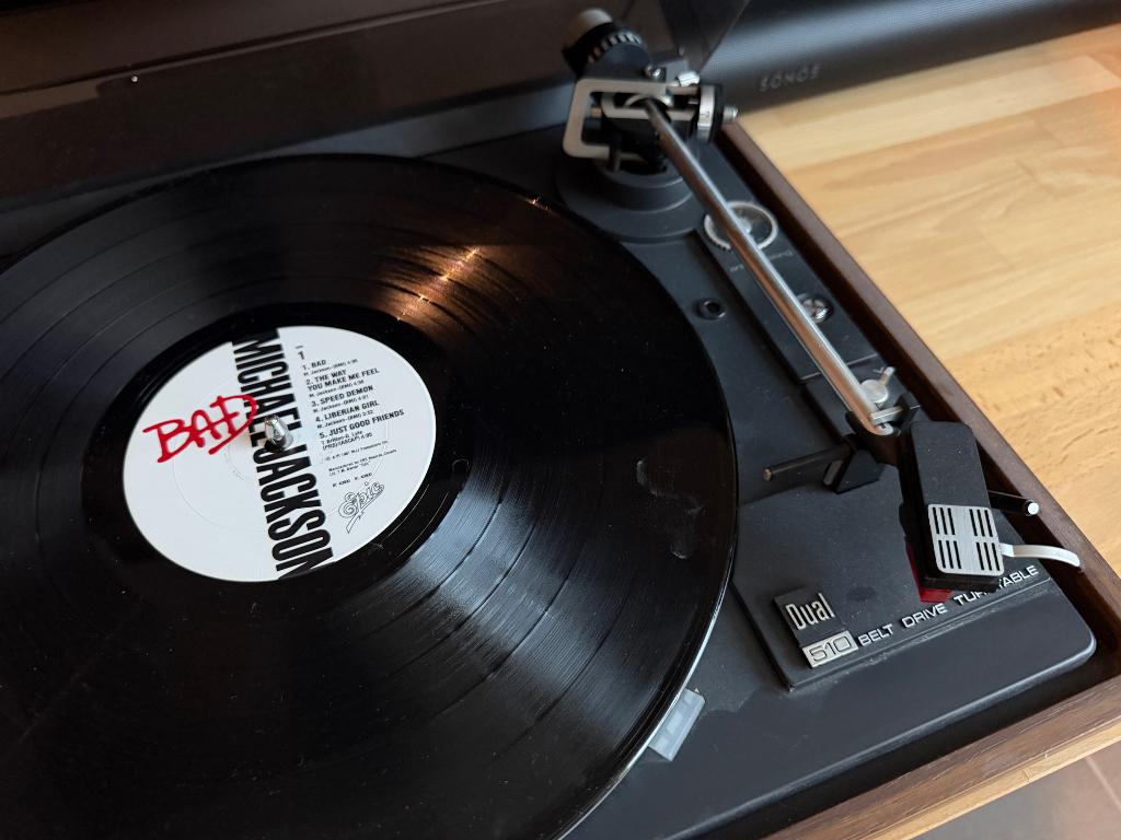 Dual 504 platenspeler in nieuwstaat, Ophalen, Pitch-regelaar, Zo goed als nieuw, Platenspeler