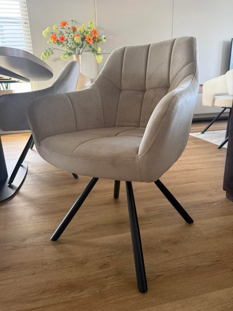 Nieuwe Eetkamerstoelen met 180 graden draaisysteem, Ophalen, Overige kleuren, Nieuw, Stof