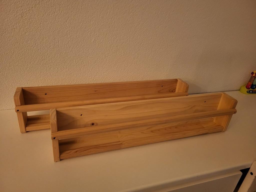 Wandopberger IKEA (2 stuks), Ophalen, Zo goed als nieuw