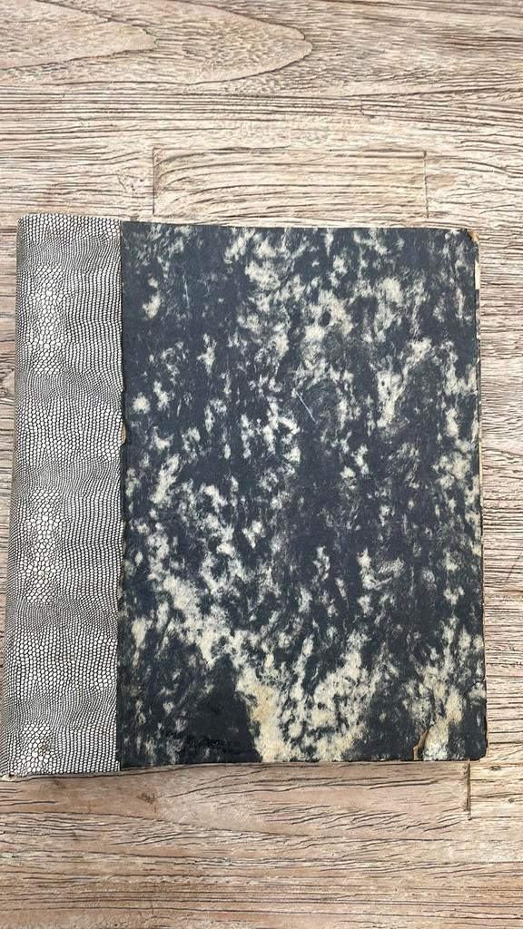 MARGRIET , nostalgisch verzamelboek 1957, Ophalen of Verzenden, Gelezen, Damesbladen