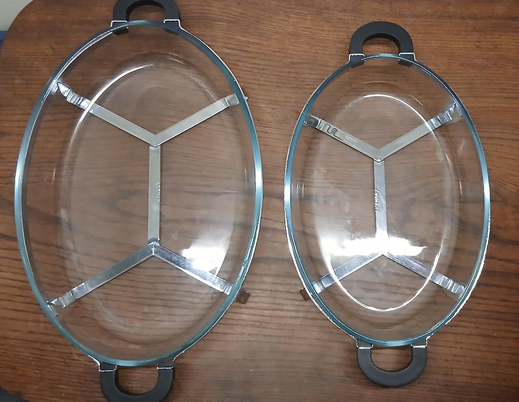Retro set van 2 Bodum houders met Pyrex braad-/ovenschalen, Huis en Inrichting, Keuken | Servies, Ophalen of Verzenden, Overige stijlen