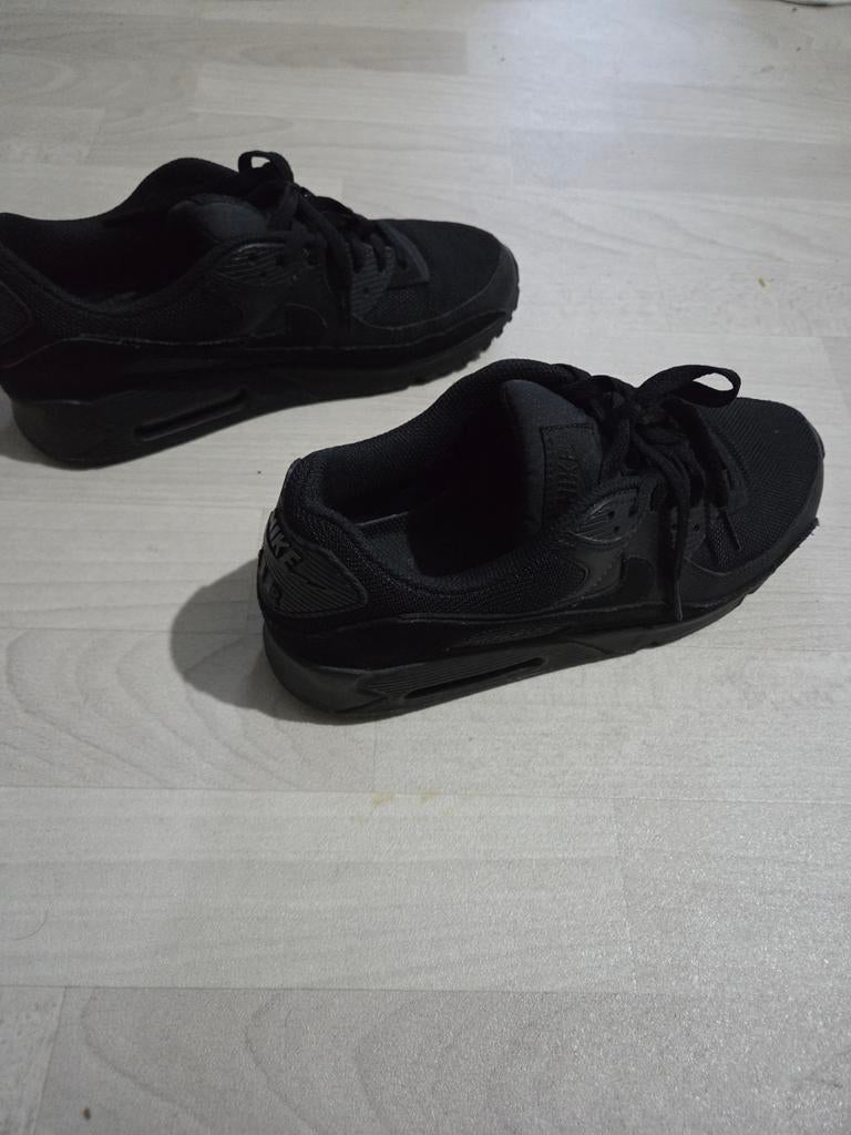 Nike Air Max 95 zwart maat 42,5, Kleding | Heren, Ophalen of Verzenden