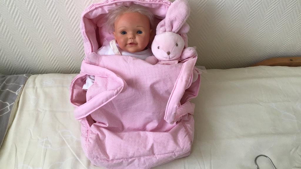 GOTZ pop Didi Jacobsen no 674 met haasje en reistas, Ophalen of Verzenden, Gebruikt, Babypop