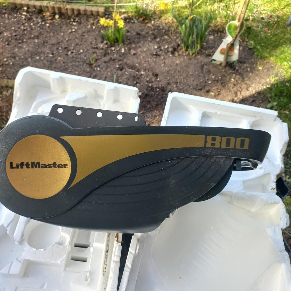 LiftMaster 800 Garagedeur opener met AB (2x), Doe-het-zelf en Verbouw, Hang- en Sluitwerk, Nieuw, Overige typen, Overige materialen