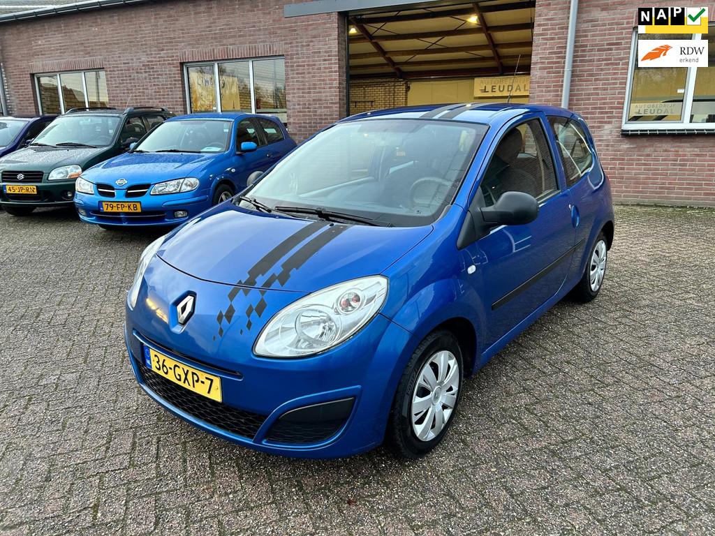 Renault Twingo 1.2 Authentique //Airco // Nieuwe APK, Voorwielaandrijving, Twingo, Gebruikt, 31 €/maand
