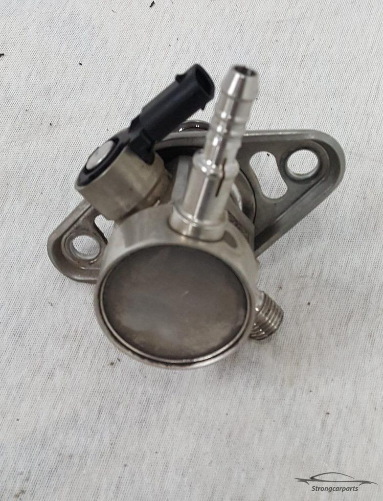 Brandstofpomp Golf VII 1.2 tsi 110pk 04E127026E 29xxxkm oud., Gebruikt, -, Volkswagen, -