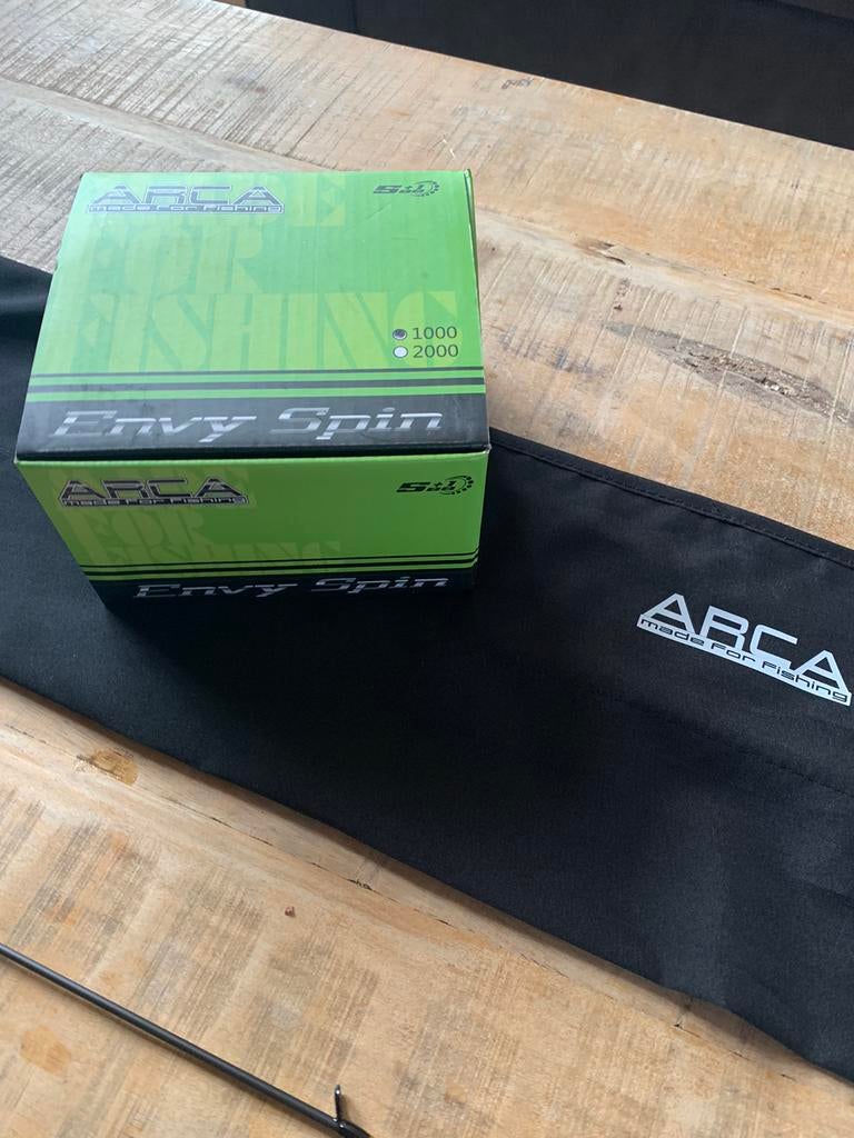 Nieuwe Arca Tricksy UL spinhengel + molen + lijn, 2.15m 5 gr, Watersport en Boten, Hengelsport | Roofvissen, Ophalen of Verzenden