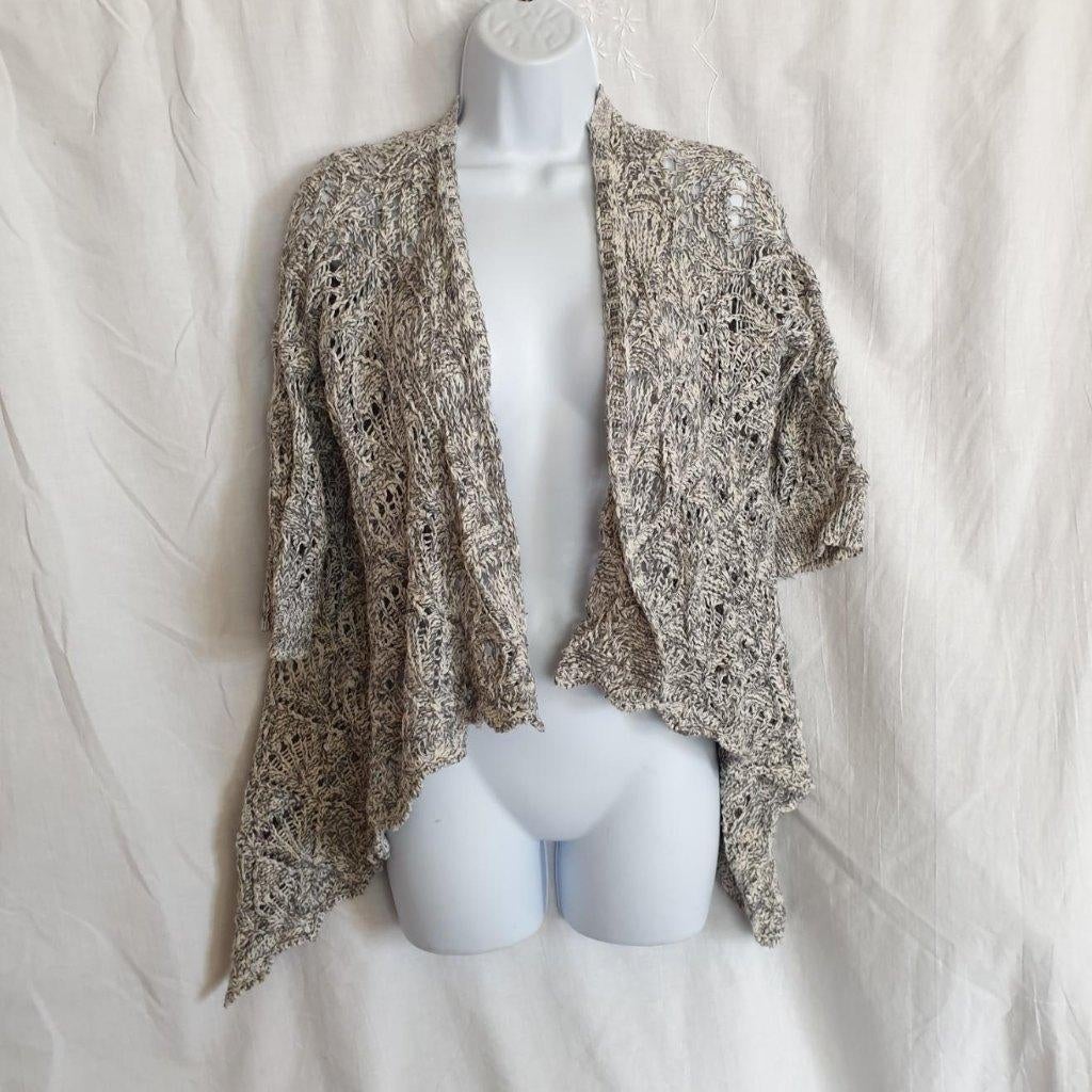 Leuk grijs gehaakt vest. Mt 38. Merk Jane Norman, Maat 38/40 (M), ., Ophalen of Verzenden, Zo goed als nieuw