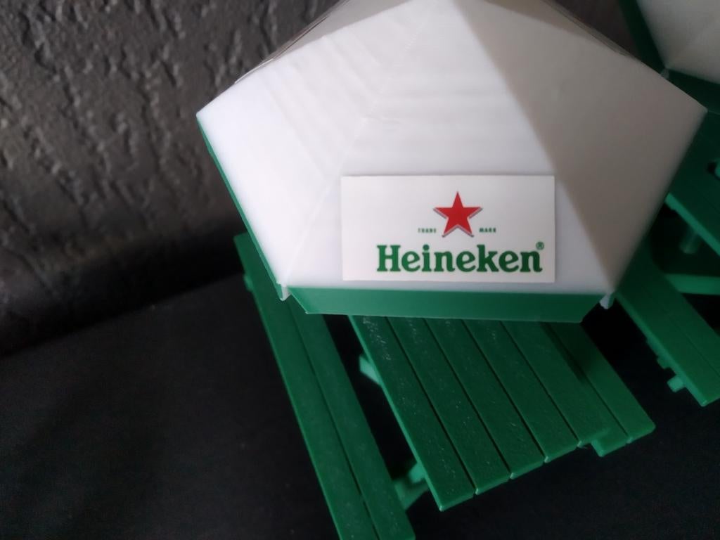 HEINEKEN picknick tafel + Parasol + bierpullen + bierkratje, Ophalen of Verzenden, Nieuw, 1:32 tot 1:50