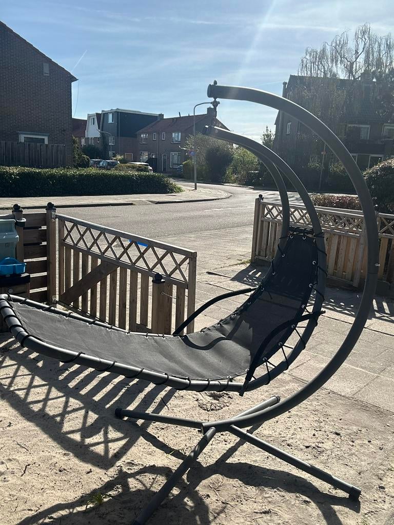 Schommel lounge bed, Ophalen, Zo goed als nieuw