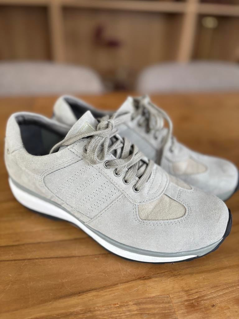 Xsensible dames schoenen mt37 grijs izgs, Ophalen of Verzenden, Grijs, Sneakers of Gympen, Zo goed als nieuw