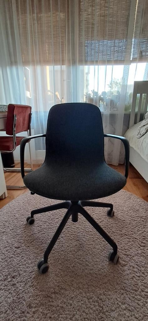 Office bureaustoel Ikea Långfjåll, Huis en Inrichting, Bureaustoelen, Ophalen, Zo goed als nieuw, Zwart