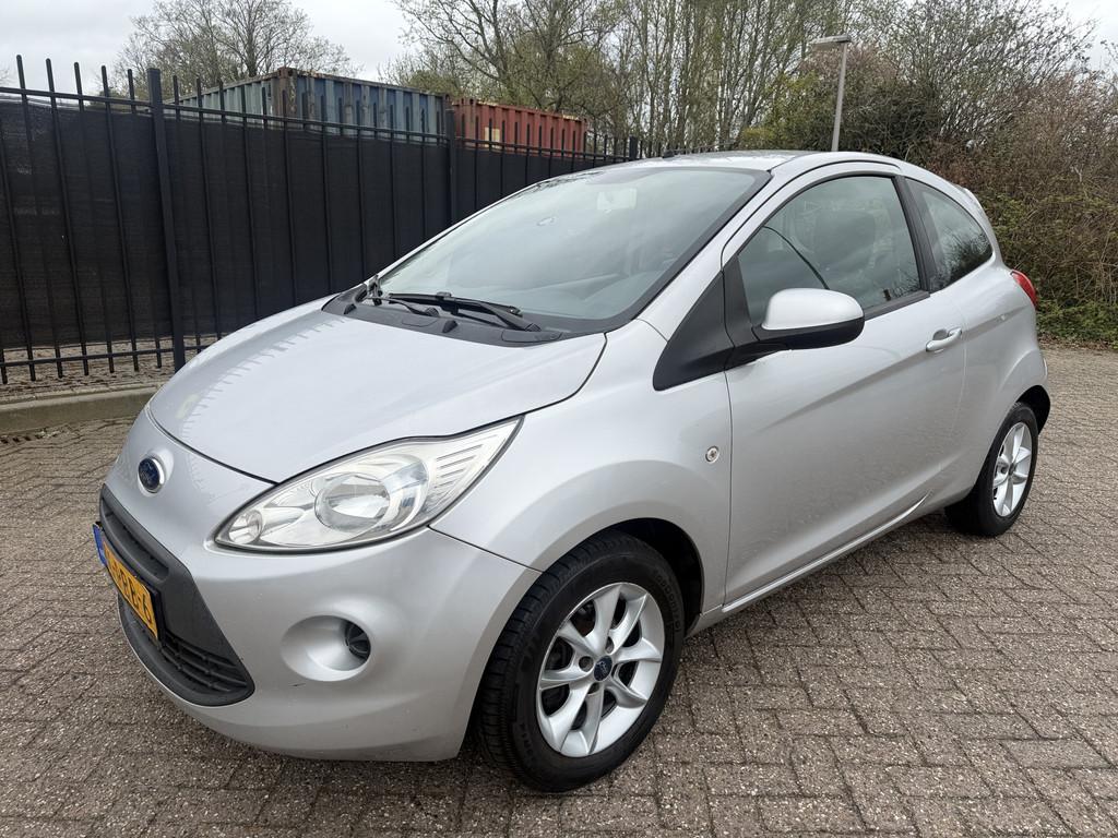 Ford Ka 1.2 Comfort start/stop Airco/LMV/CV (bj 2011), Voorwielaandrijving, Euro 5, Stof, Gebruikt