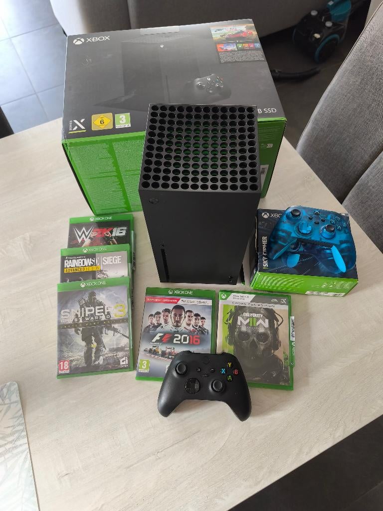 Xbox serie x 1tb geheugen+games, Ophalen of Verzenden, Zo goed als nieuw