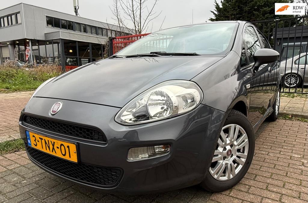 Fiat Punto 0.9 TwinAir Street / APK/NAP/O.H Boekjes, Voorwielaandrijving, Gebruikt, Start-stop-systeem, 49 €/maand