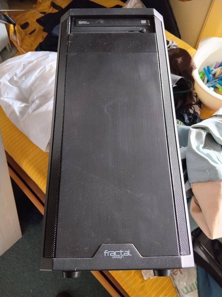 Fractal Design, Computers en Software, Computerbehuizingen, Ophalen, Zo goed als nieuw
