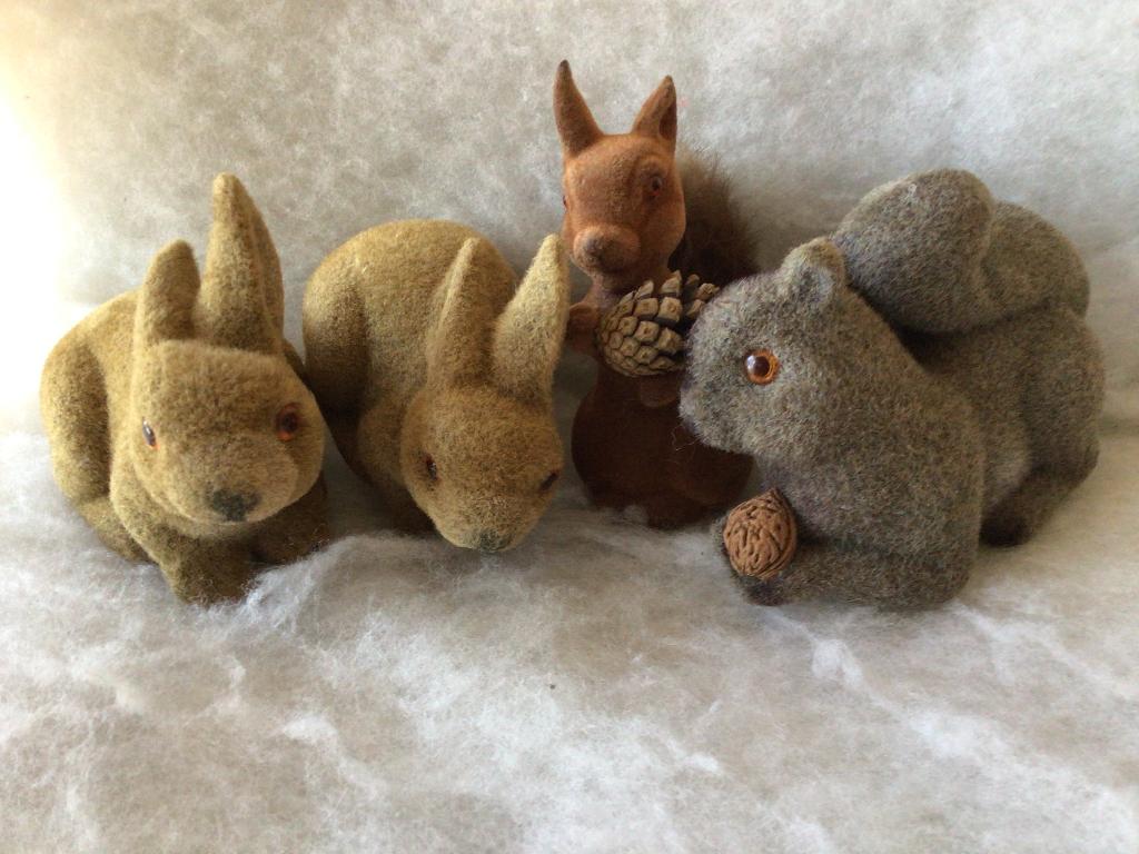 2 Flock eekhoorntjes en 2 konijntjes, Diversen, Pasen, Ophalen of Verzenden